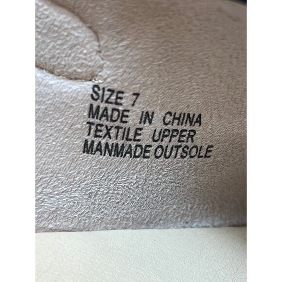 Volatile Womens 7 Multicolored Picadillo Wedge Serape Slingback Summer Sandal - Picture 2 of 12